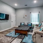 Cozy Brand New Beach House - 2 Mins To The Beach