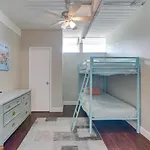 Galveston Vacation Rental - Walk To The Beach!