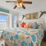 Seascape 1309 Hotel Room