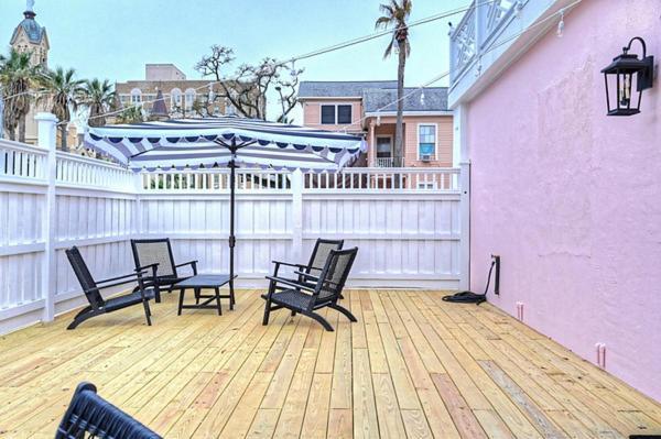 The Oleander Number 3 Galveston