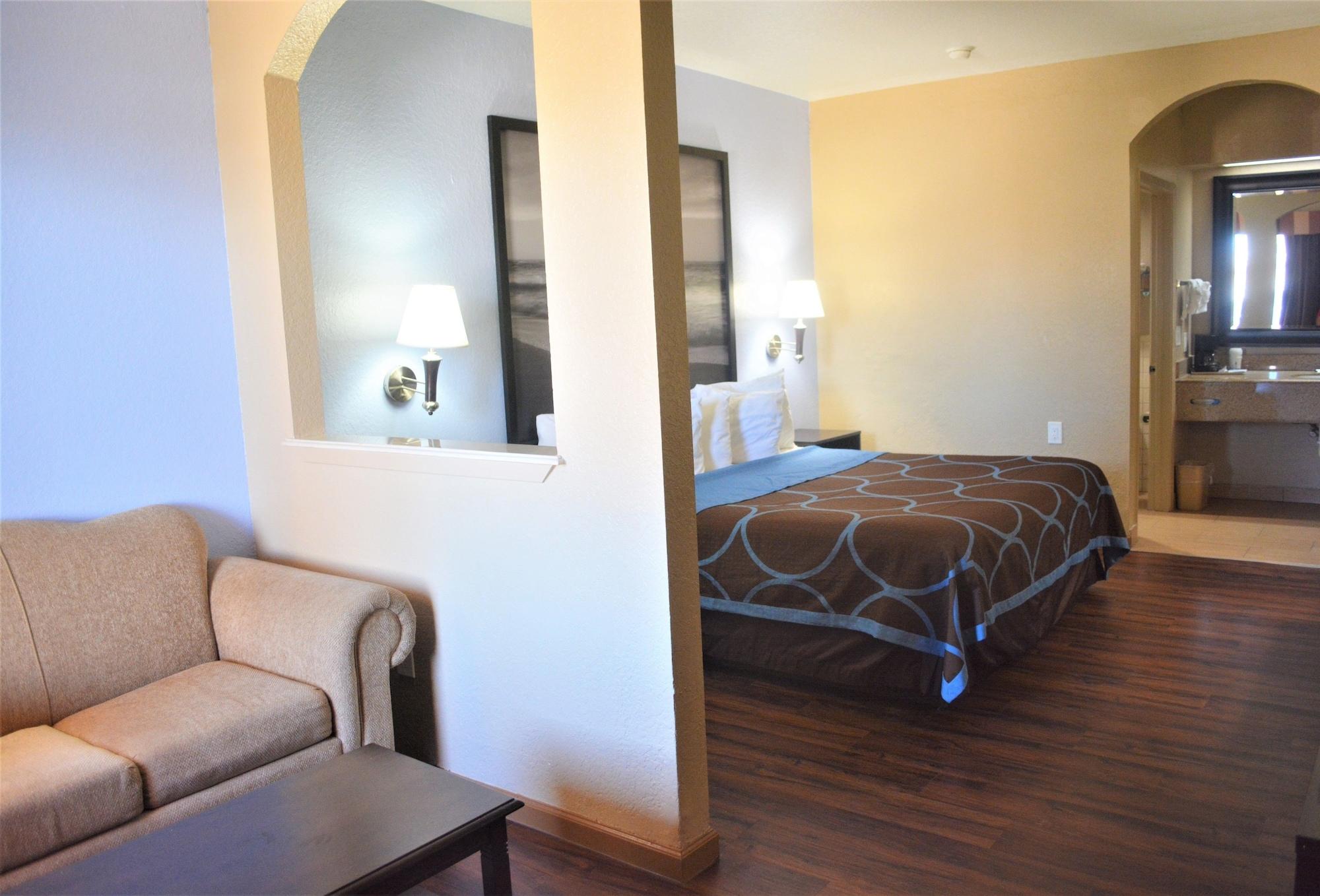 Super 8 By Wyndham Hotel Galveston