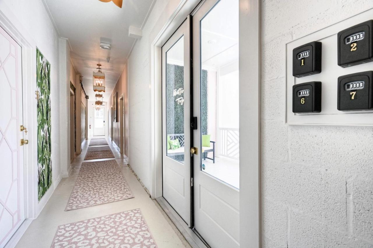 The Oleander Number 3 5* Galveston