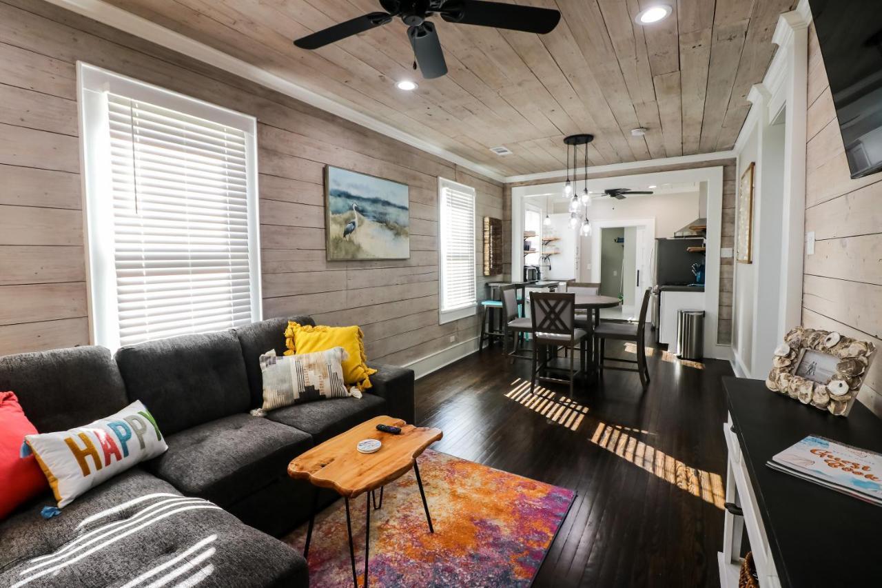 Dog-friendly Stylish Super Cozy Fabulous Patio And Perfect Location *