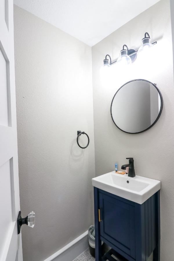 Dog-friendly Stylish Super Cozy Fabulous Patio And Perfect Location Holiday home Galveston