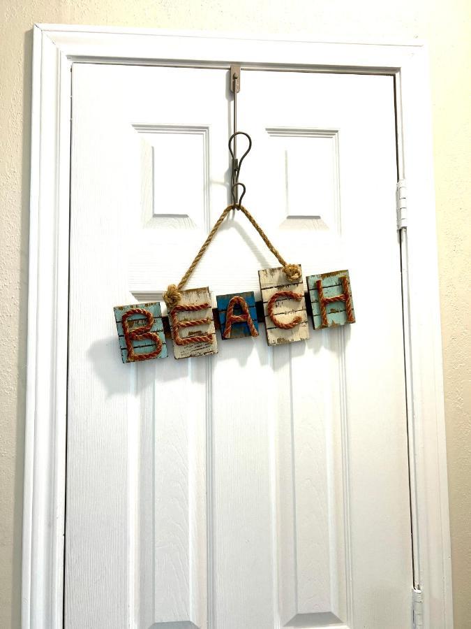 Sun Splashed Condo! Steps To And 2 Pools Island *