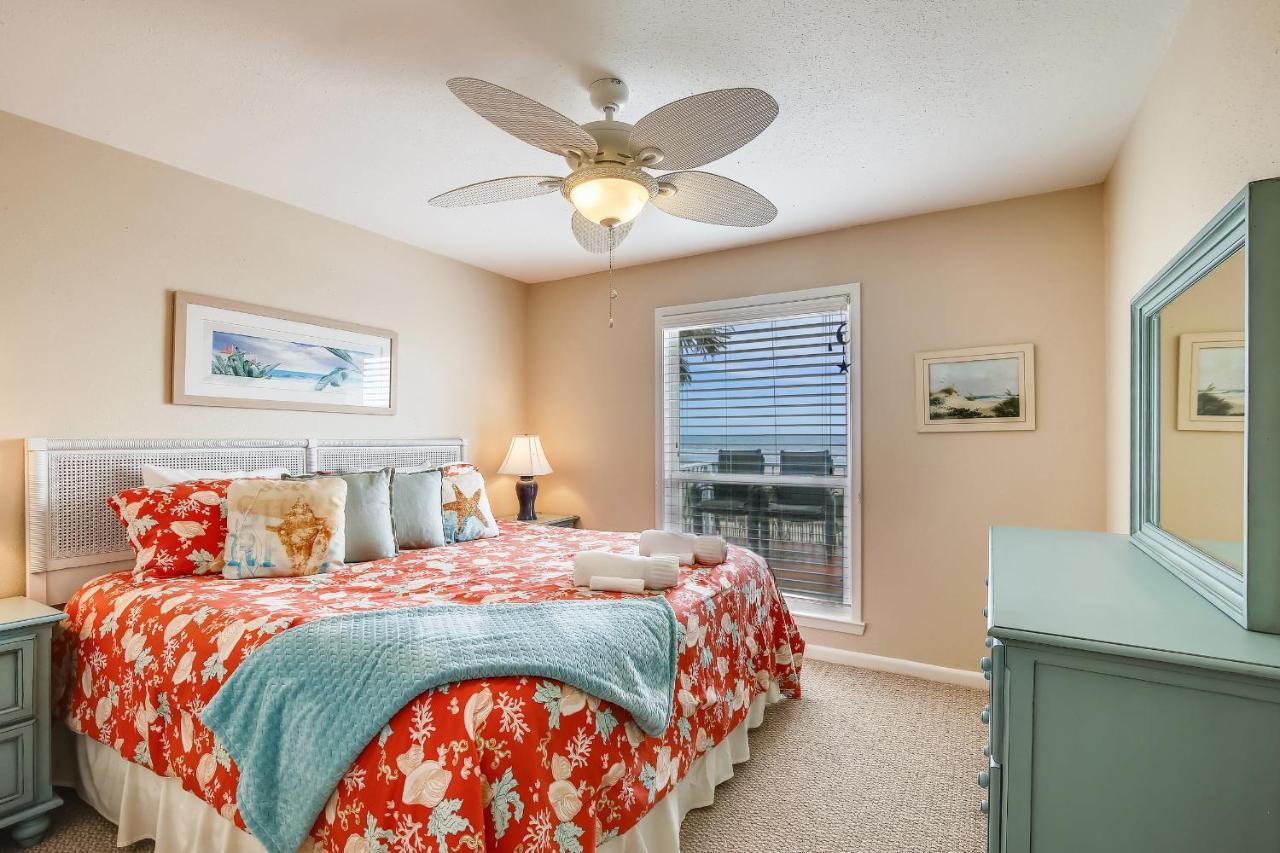 Beachfront Seashell Holiday home *