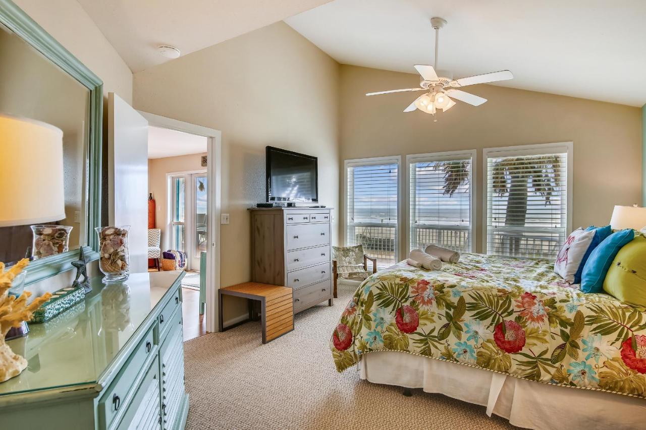 Beachfront Seashell Holiday home *