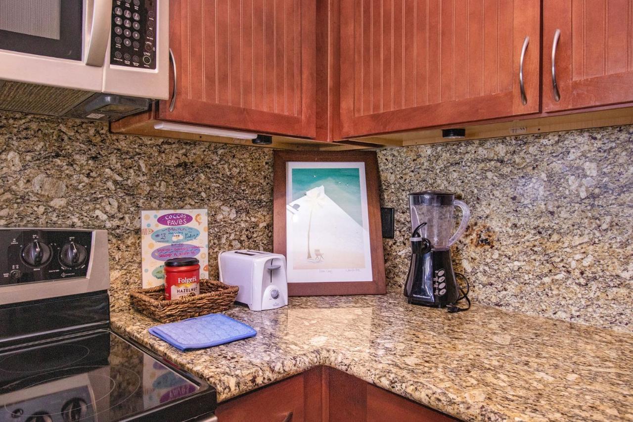 Di Cocco #2-oceanfront Dog Friendly W Pool * Galveston