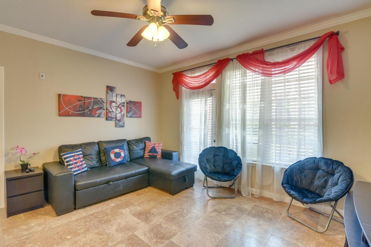 Walkable Close To The Beach!