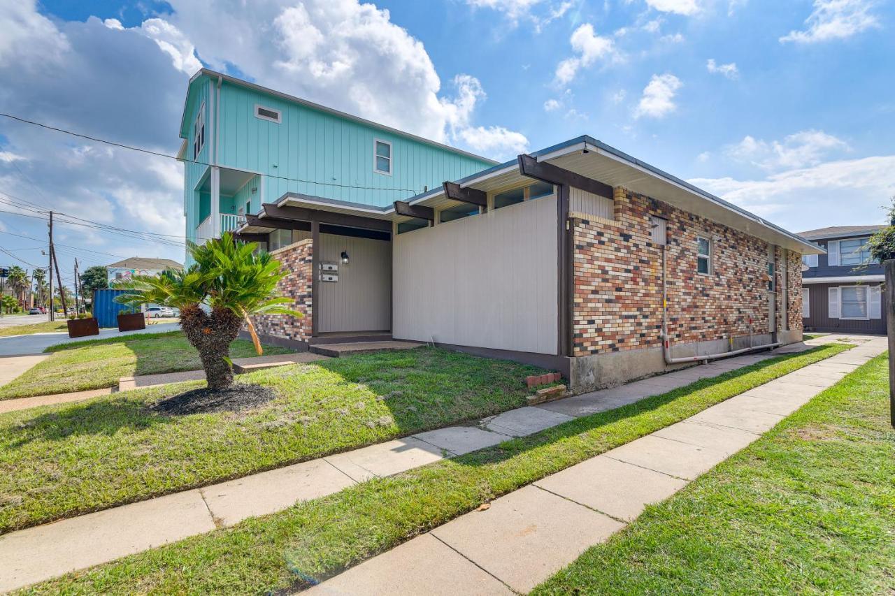 Vacation - Walk To The Beach! Apartment Galveston