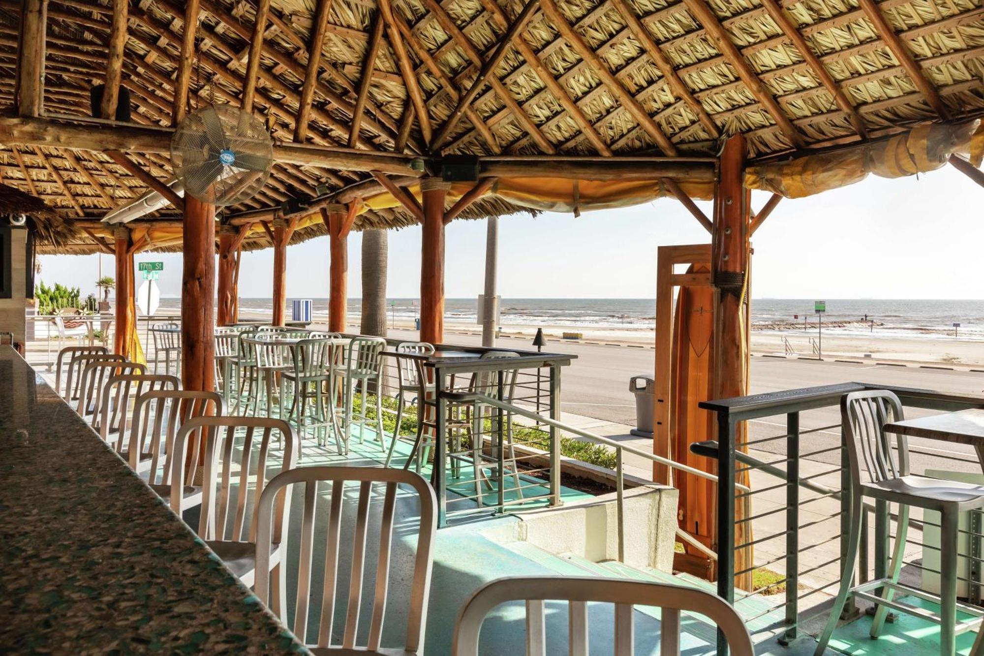 Doubletree By Hilton Hotel Galveston