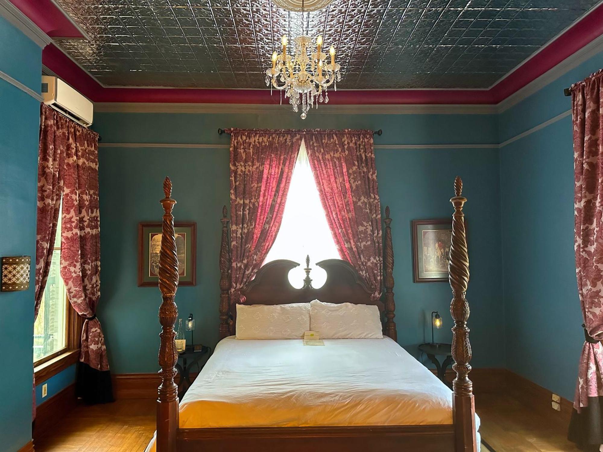 The Mansion On 17th, Formerly Schaefer Haus 4*