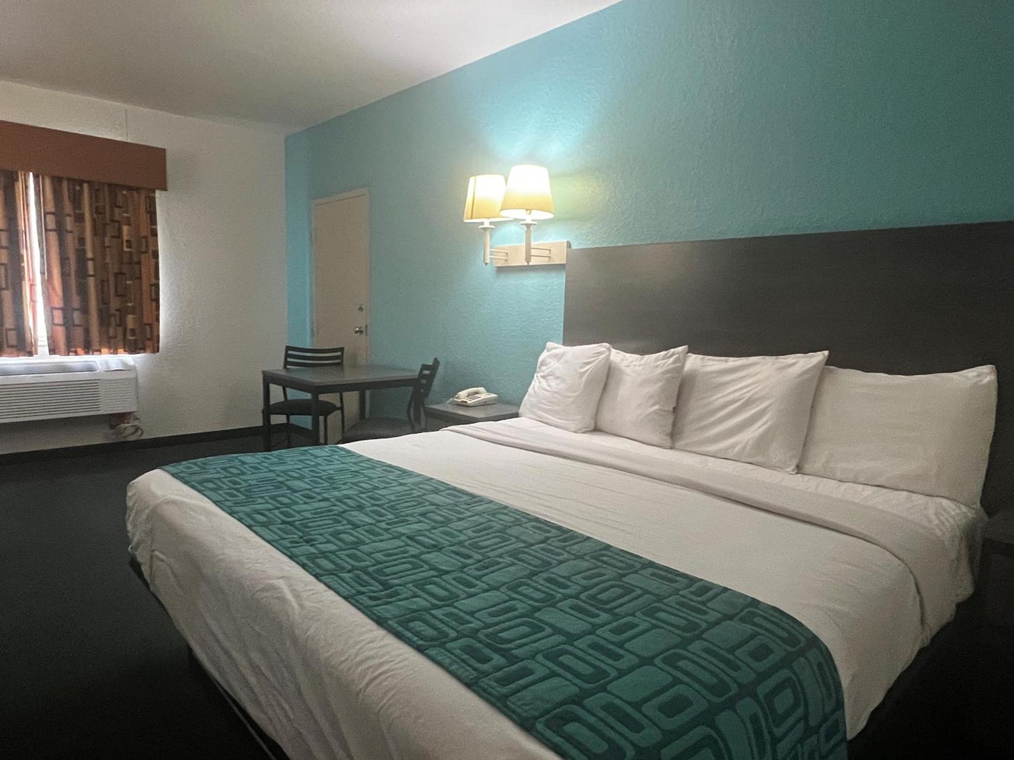 Motel Howard Johnson By Wyndham 2*