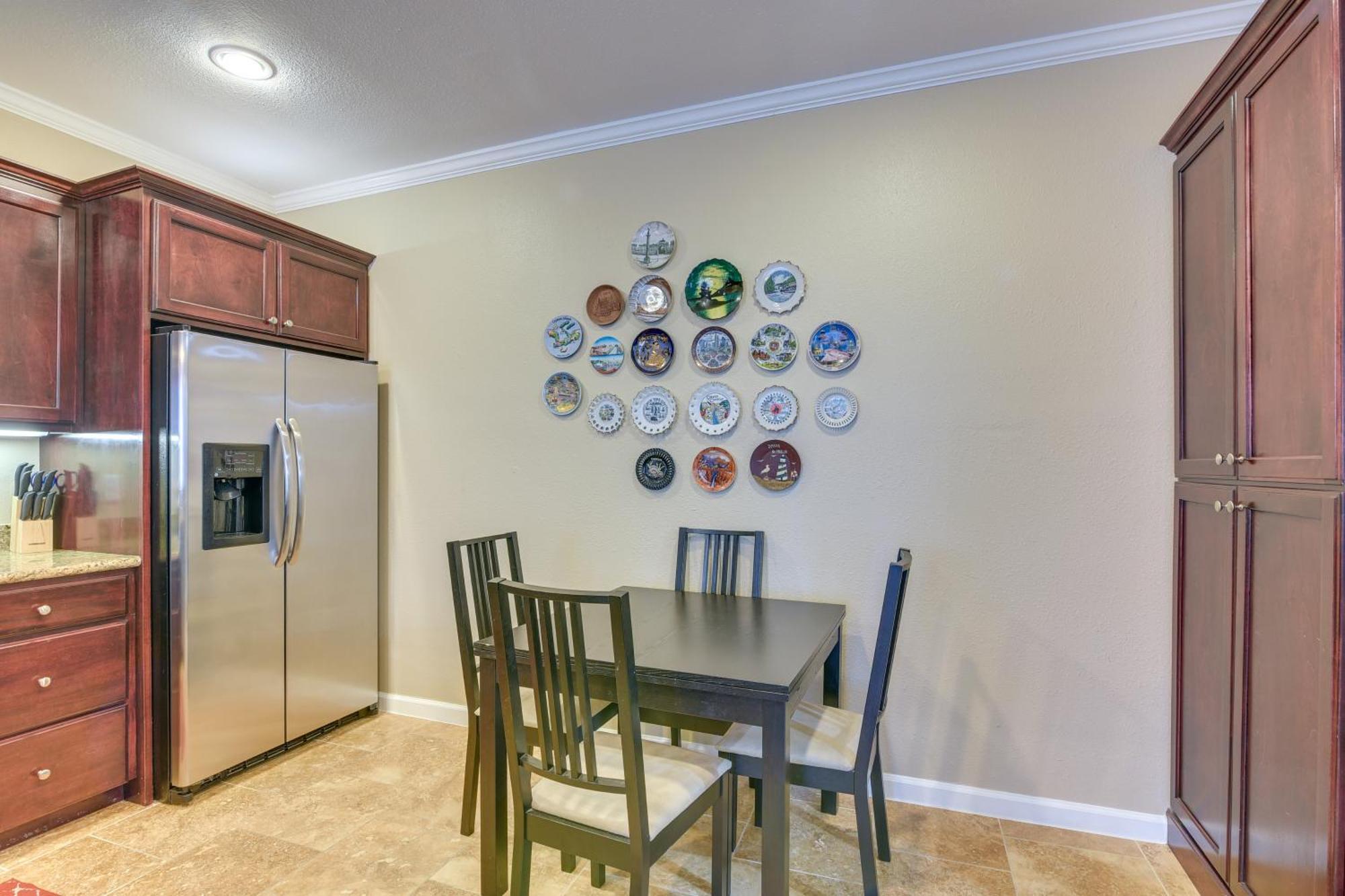Walkable Close To The Beach! Apartment