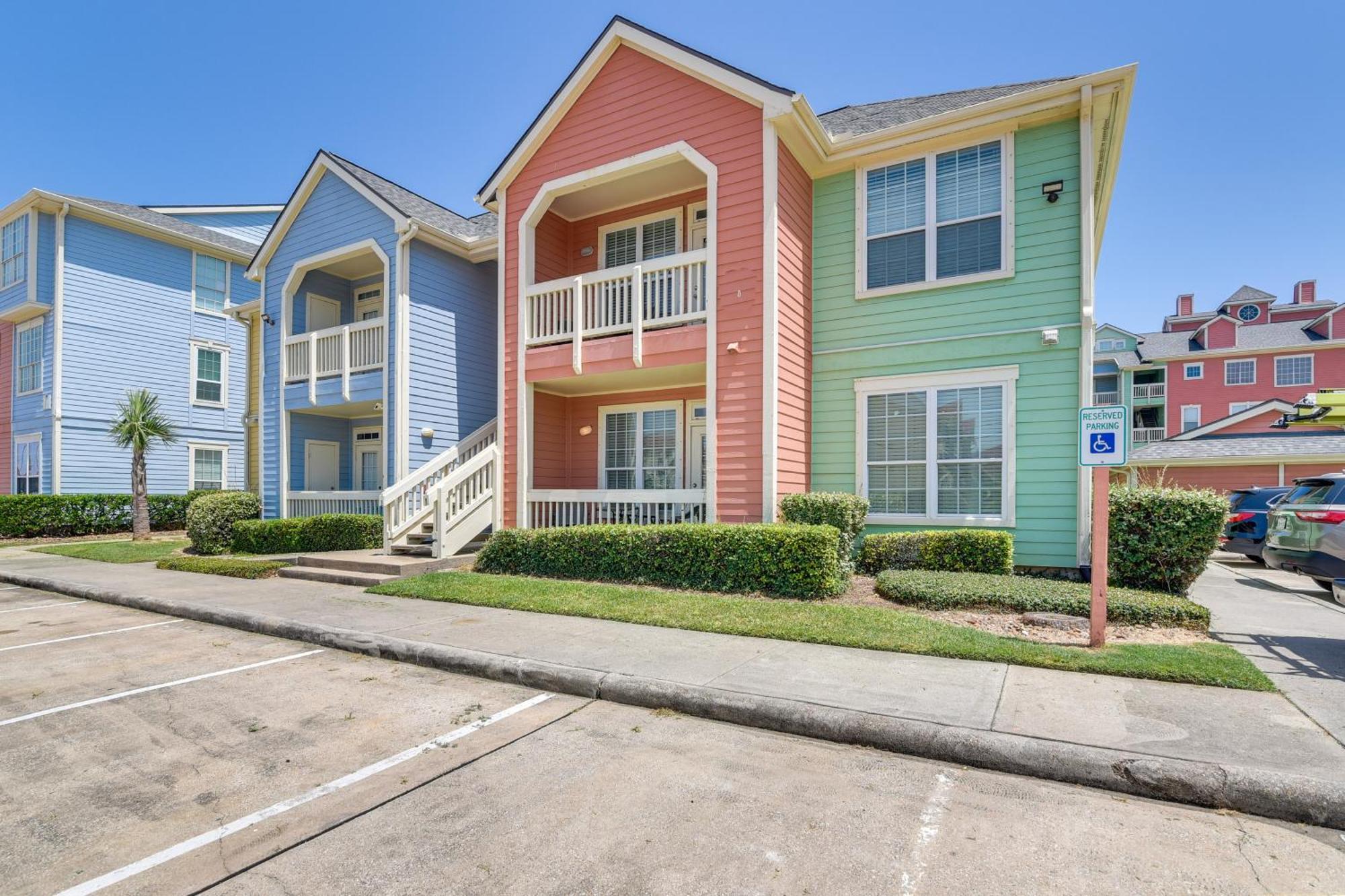 Apartment Walkable Close To The Beach! Galveston
