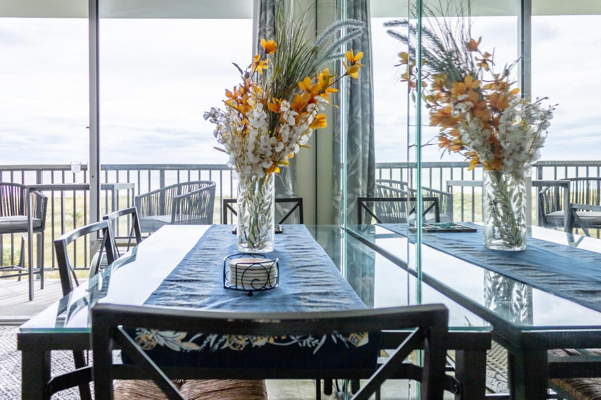 Islander East Apartment *
