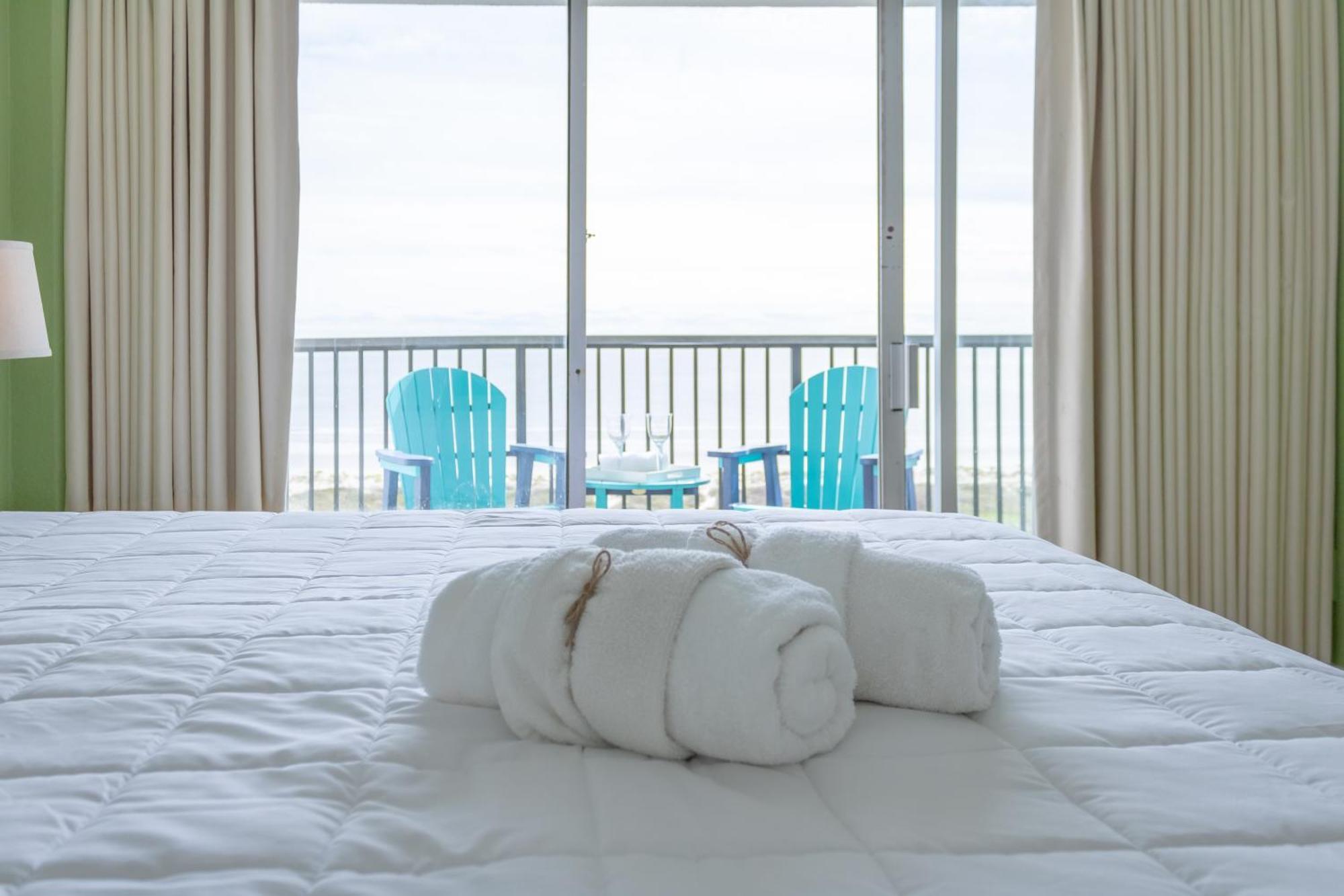 Islander East Apartment