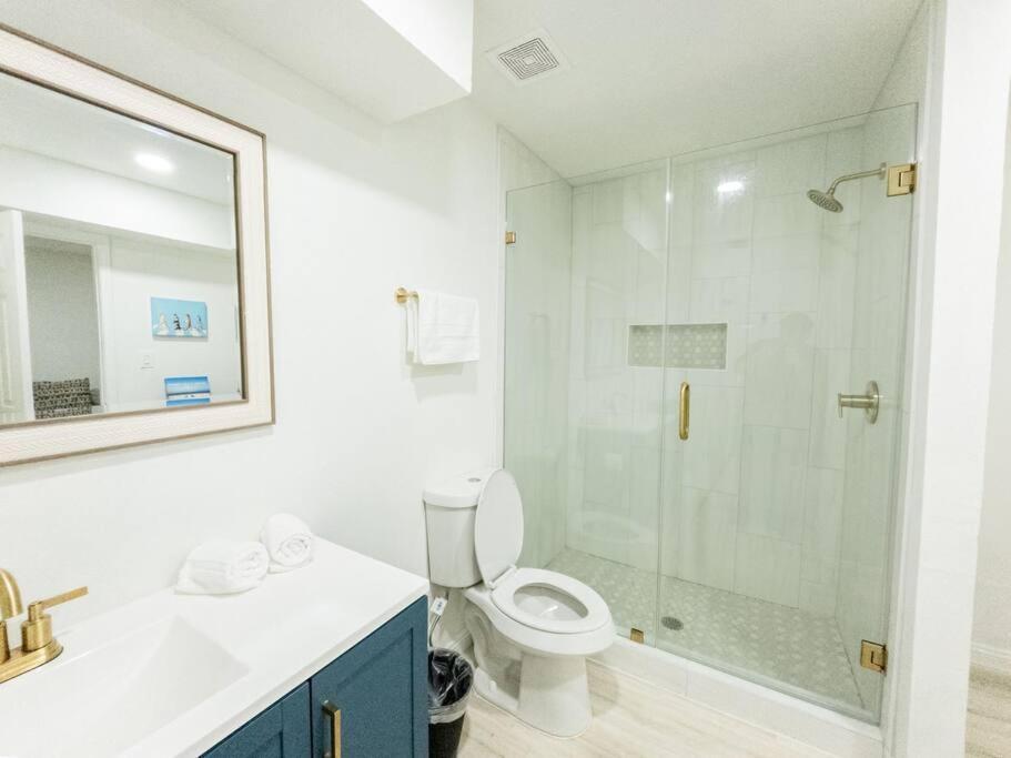 Roomy 5 Mins From Attractions Holiday home Galveston