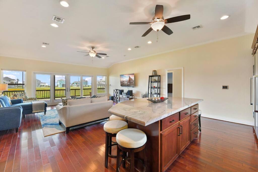 Holiday home Dancing With Waves House With 3 Bedrooms And 2 Baths