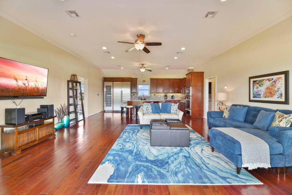 Dancing With Waves House With 3 Bedrooms And 2 Baths