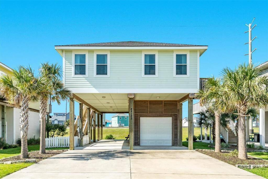 Holiday home Tranquility Retreat House Galveston