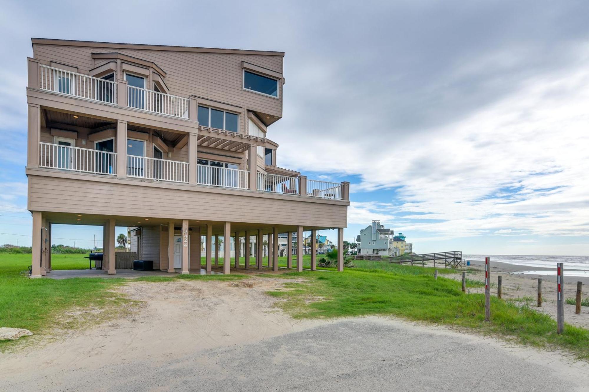 Oceanfront House Steps To Sand! *