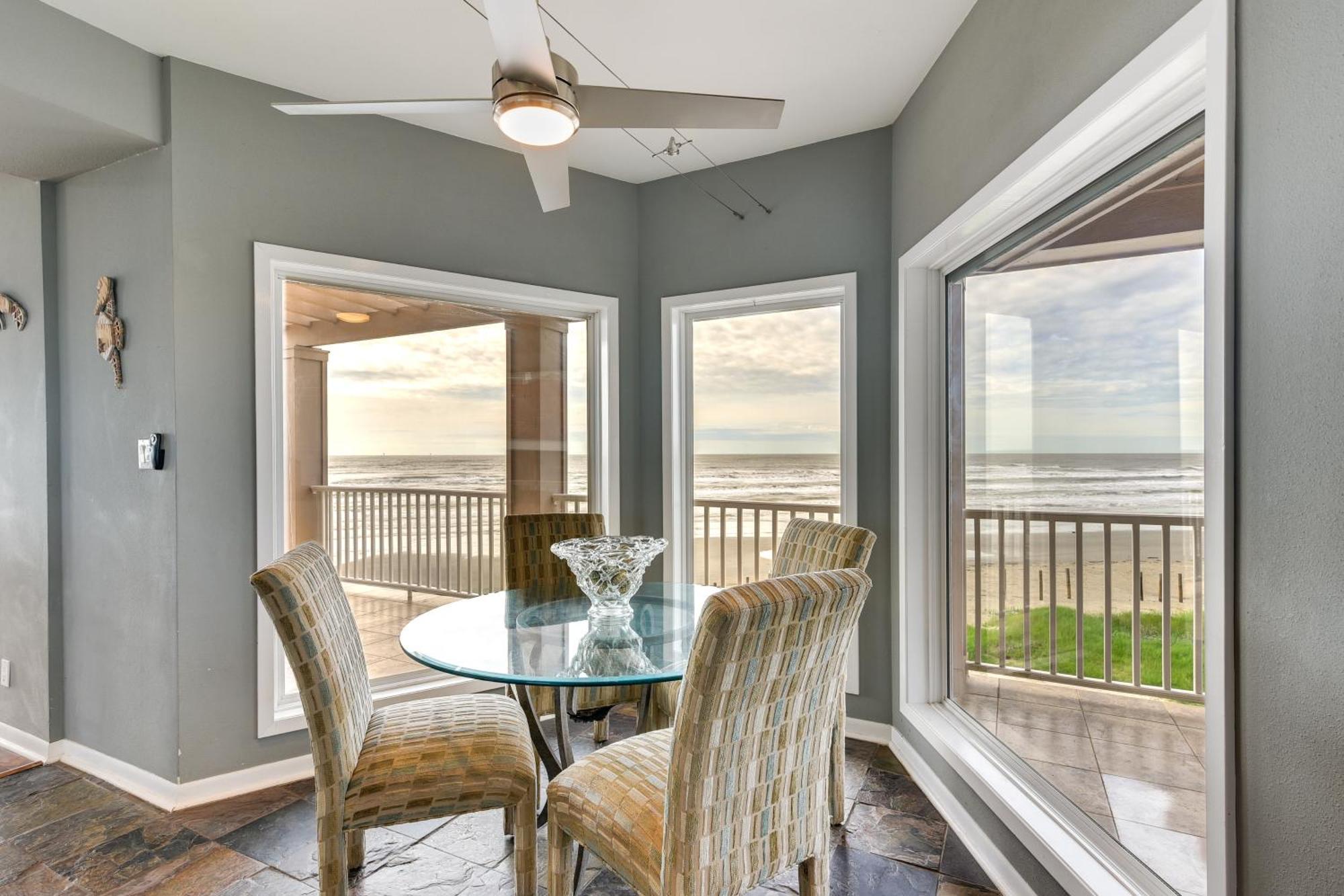 Holiday home Oceanfront House Steps To Sand!