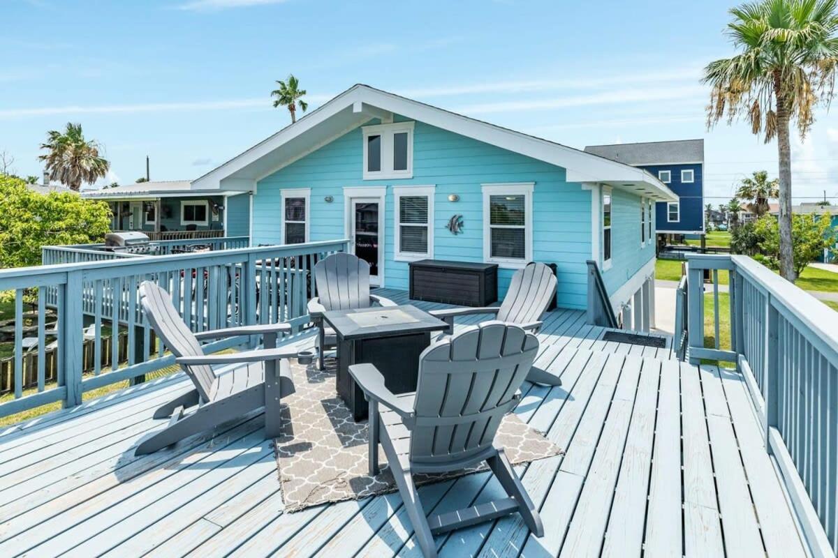 On The Water & Heart Of Jamaica Holiday home