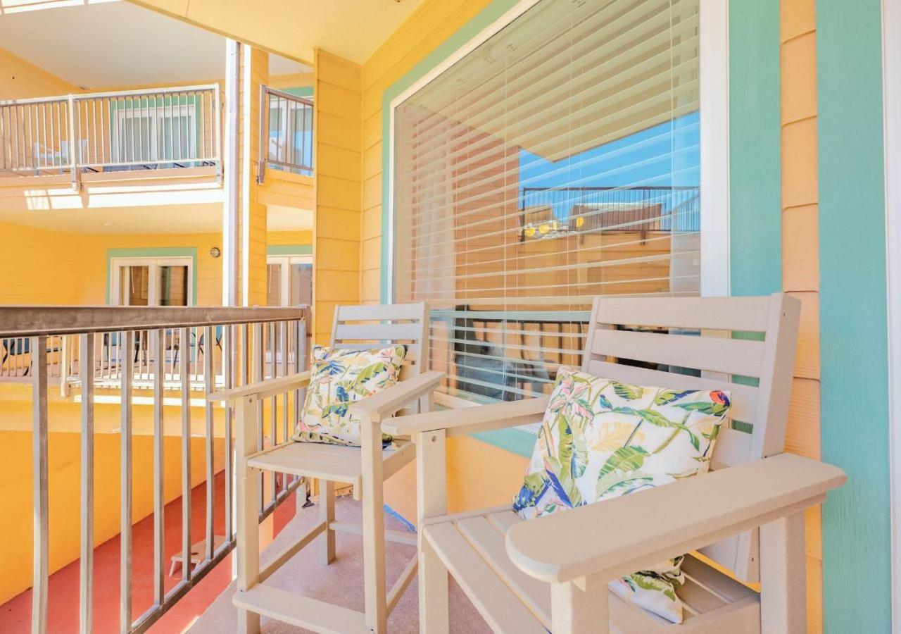 Poolside Paradise Galveston
