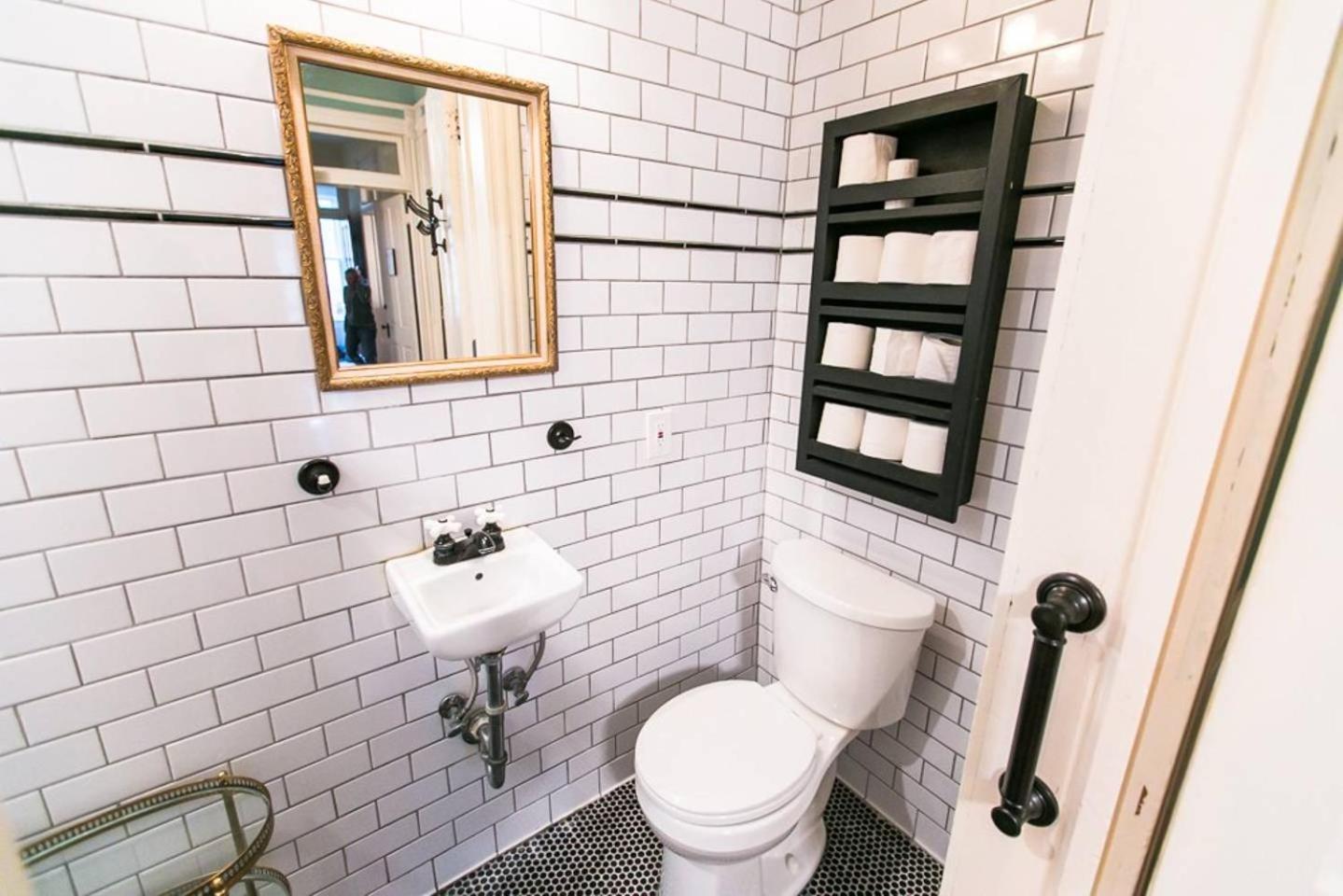 1 - Saint Helen's Hideaway Guest house Galveston