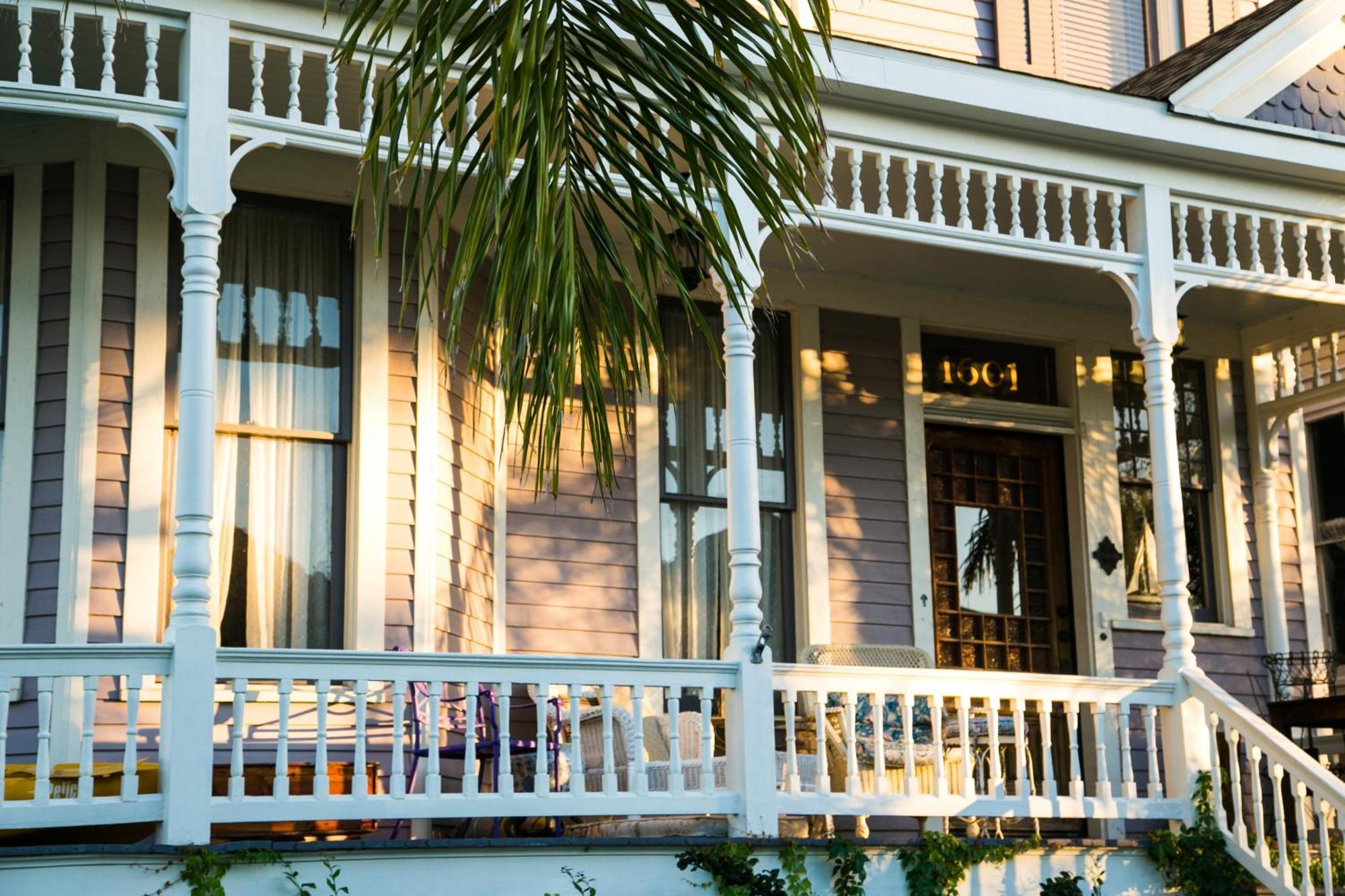 1 - Saint Helen's Hideaway Guest house Galveston