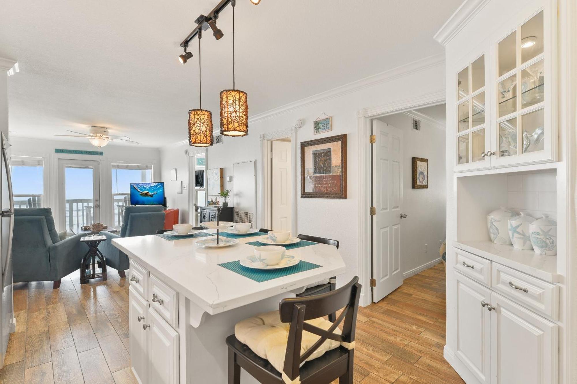 Apartment Seascape 1309