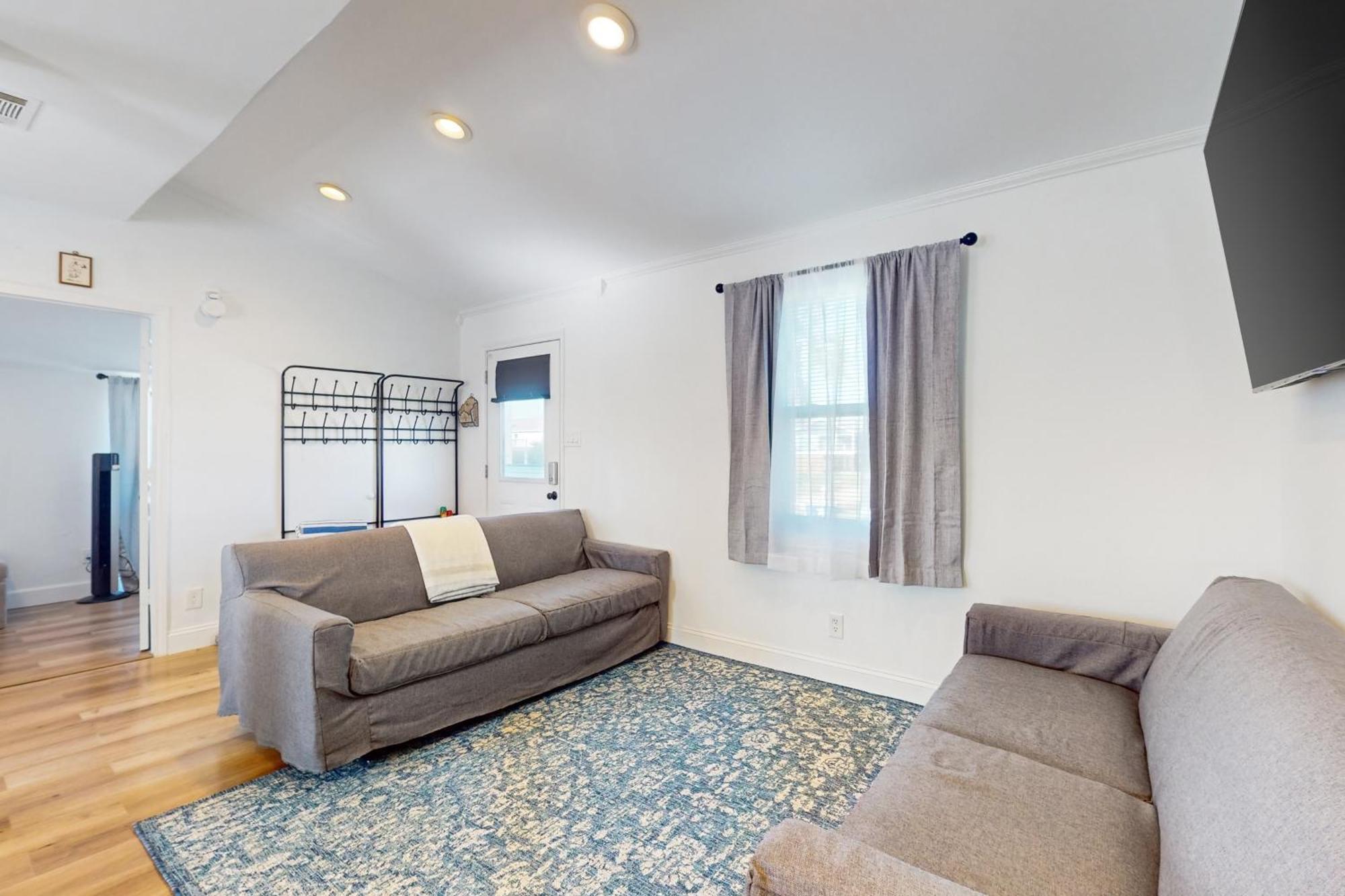 Holiday home Surfside House *