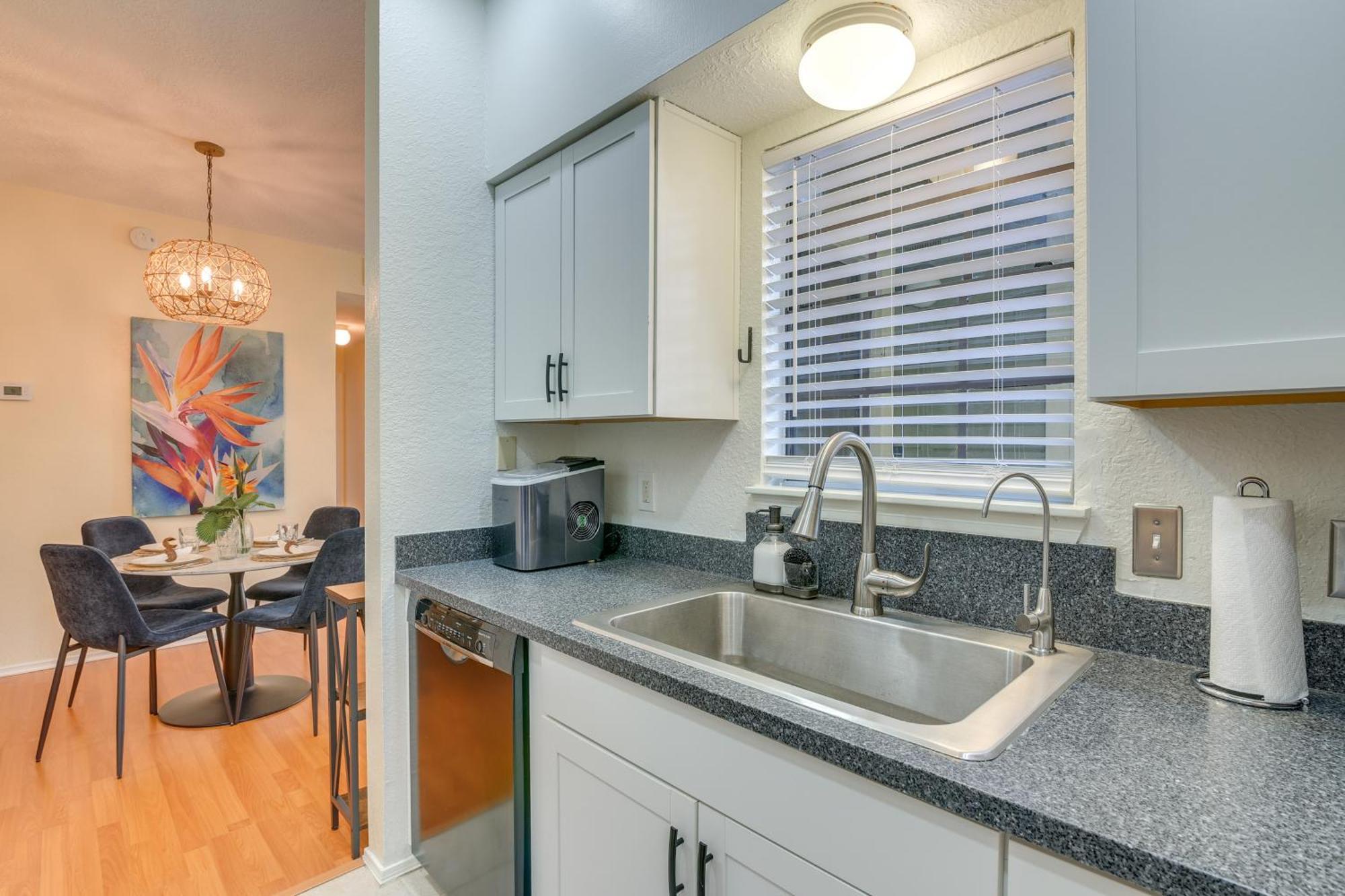 Apartment 1 Mi To Shore With Pool Access In *