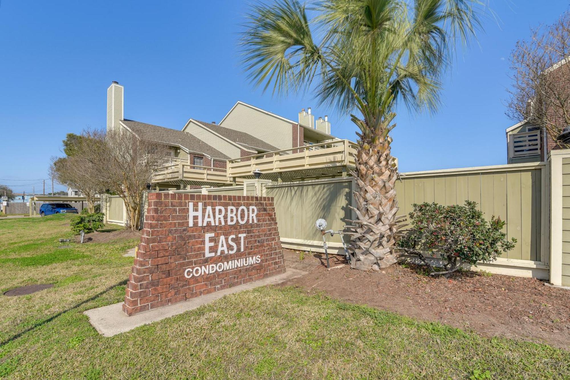 Apartment 1 Mi To Shore With Pool Access In Galveston