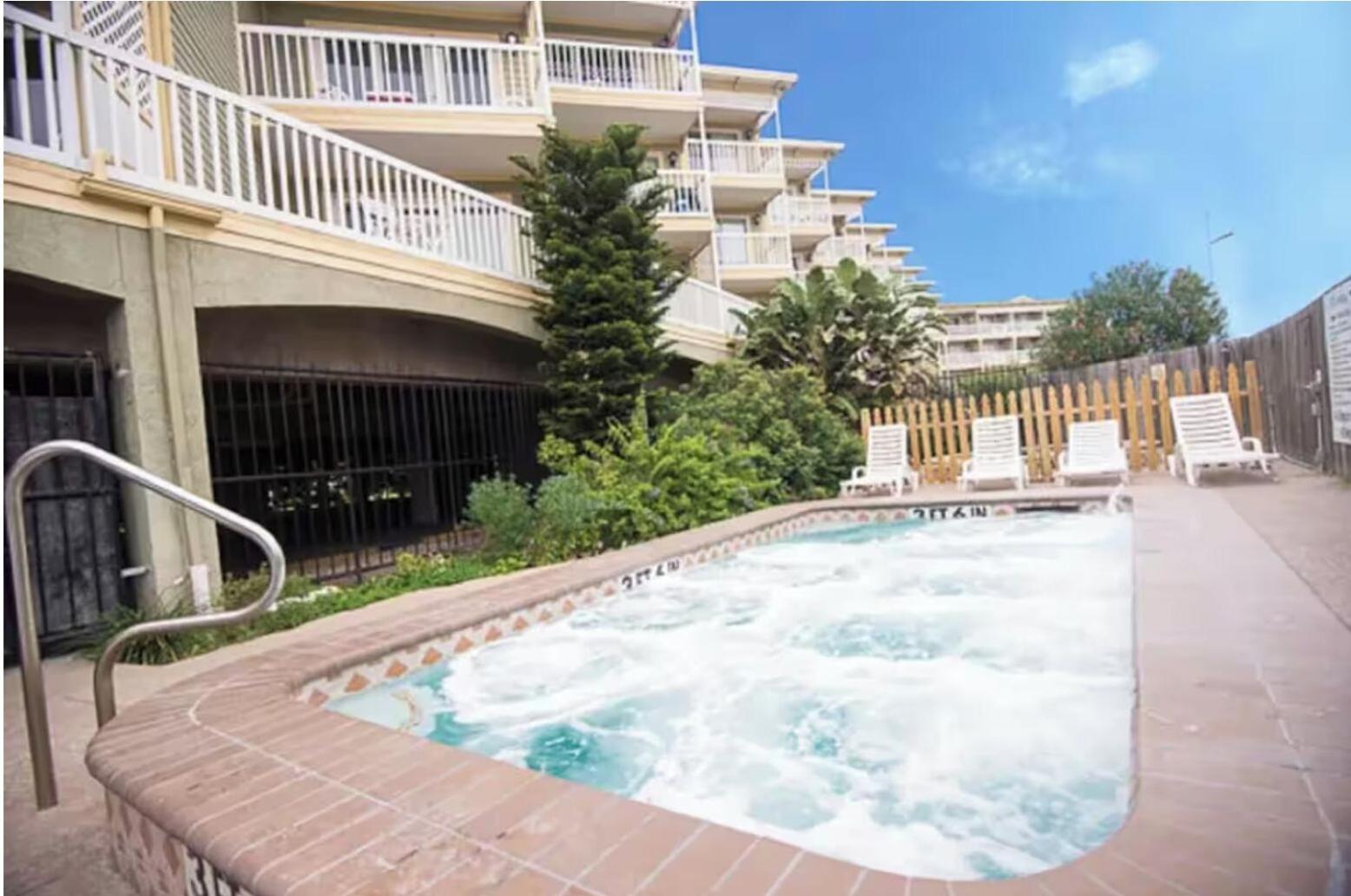 Ocean View 2 Pools -tennis Ct - Shoreline 22 Apartment Galveston