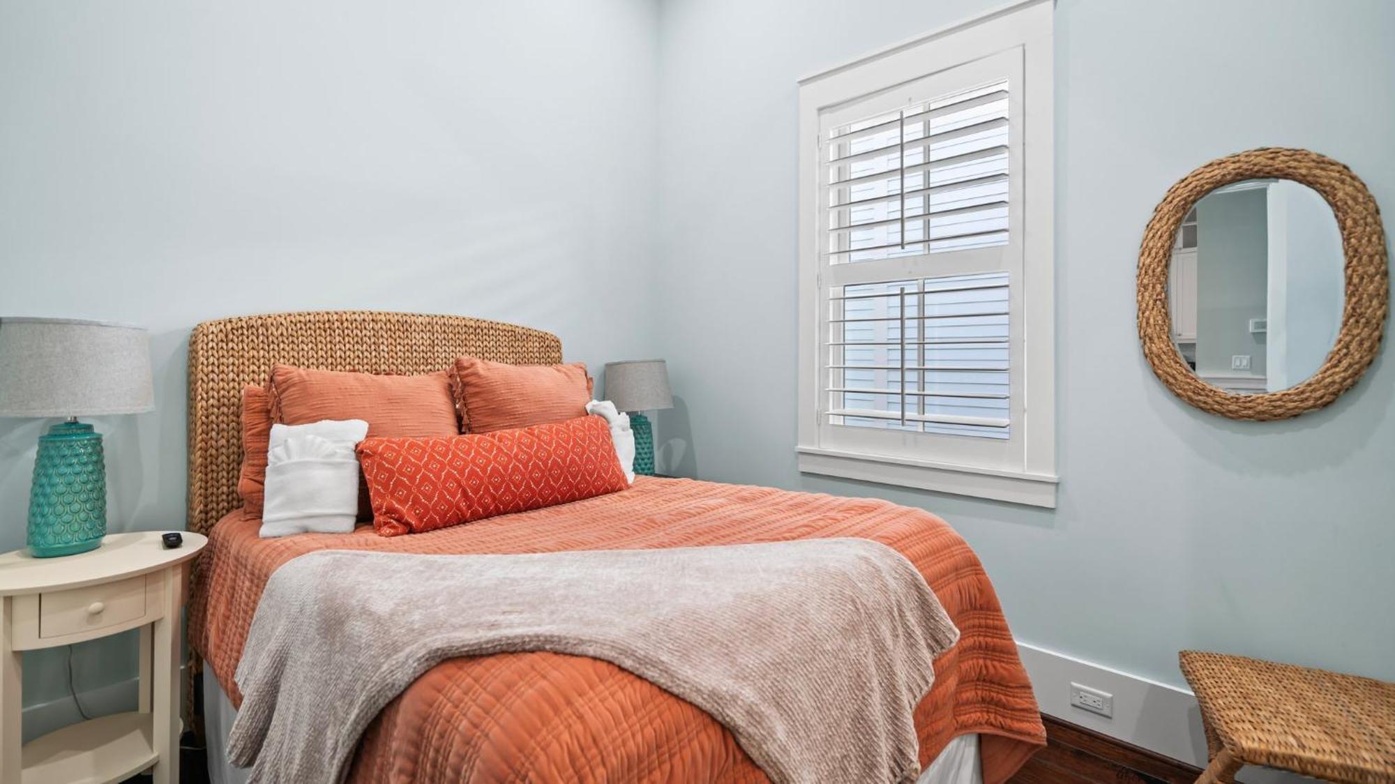 East End Pet Friendly Nearby To Holiday home