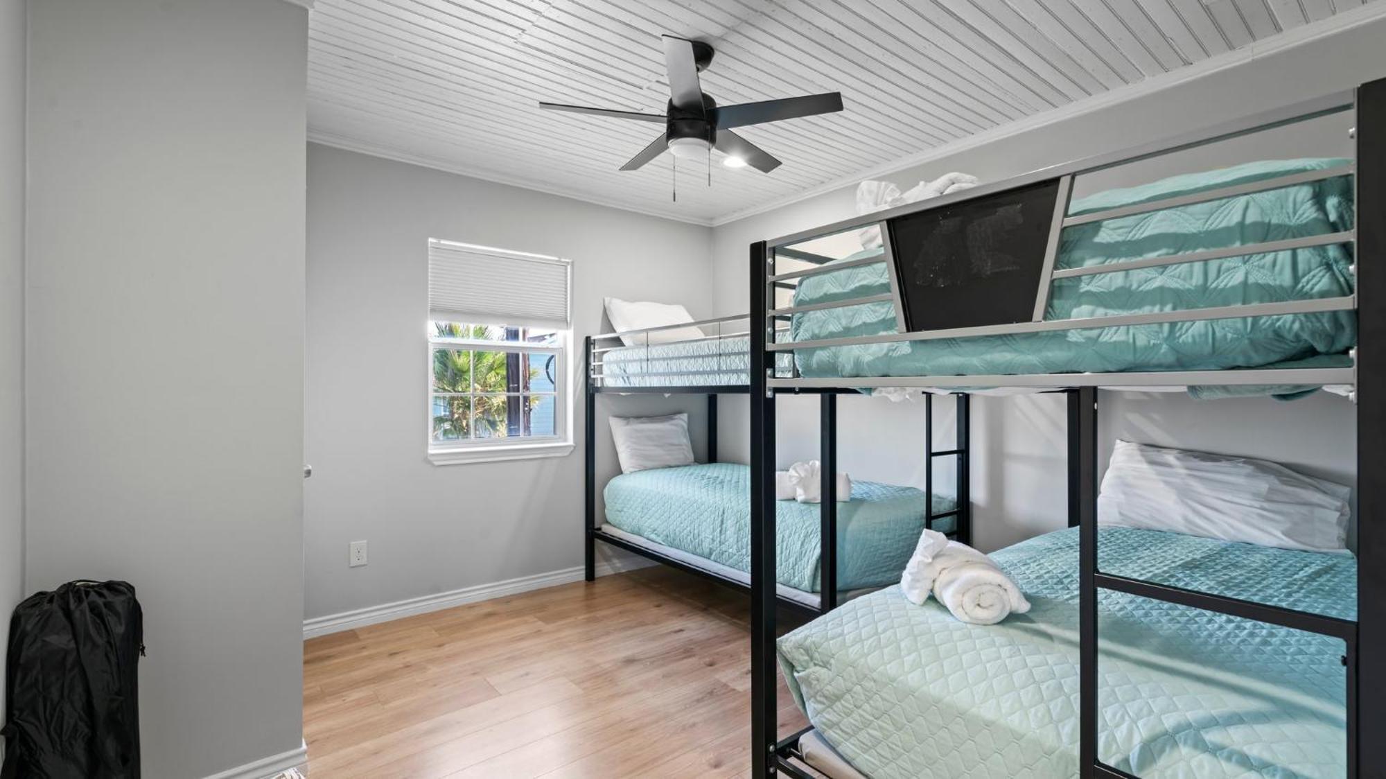 Serenity Bay Your Peaceful Away From Home.