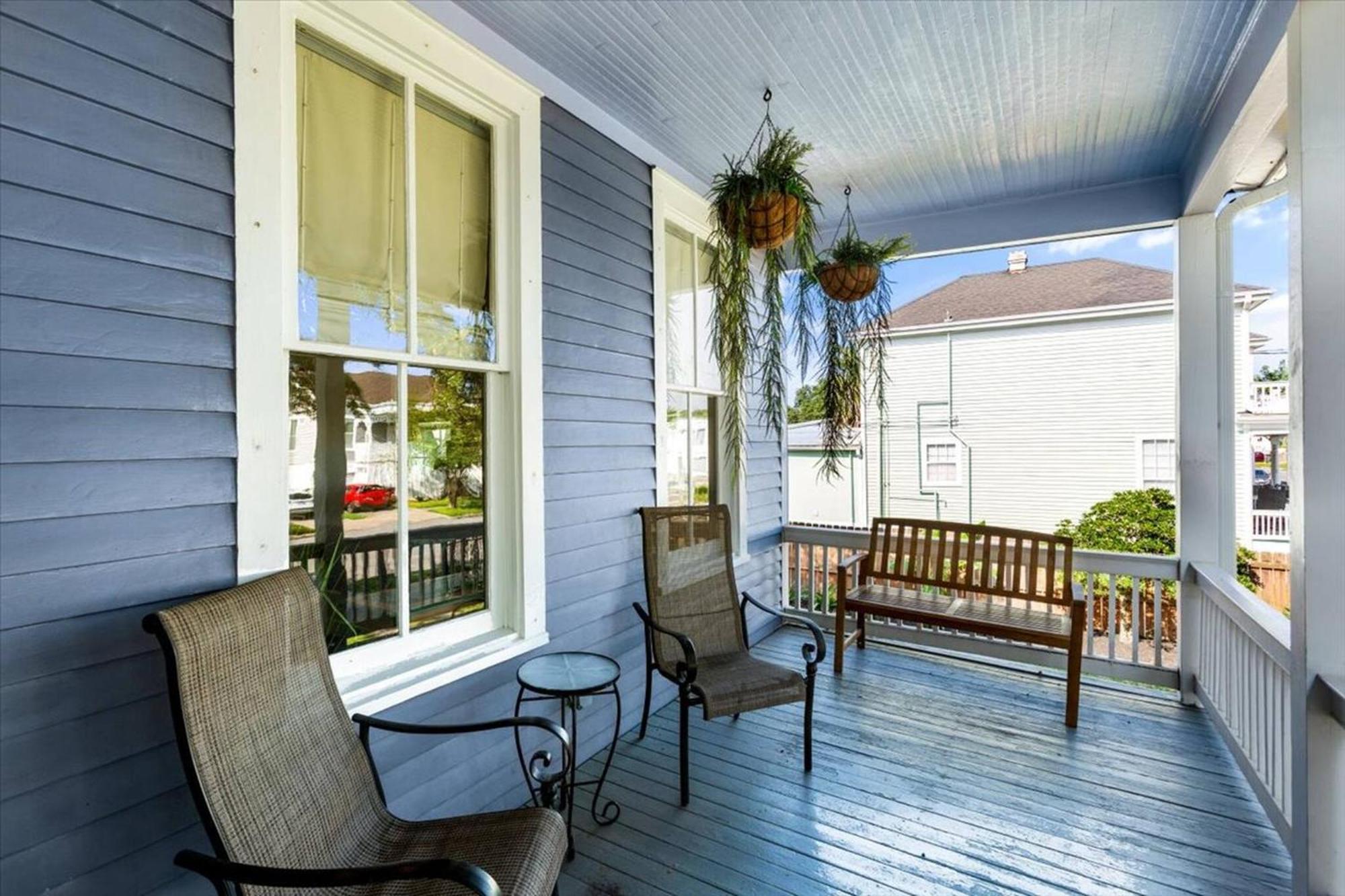 Holiday home 4 Blocks Fr Beach, Location, Pet Friendly! *