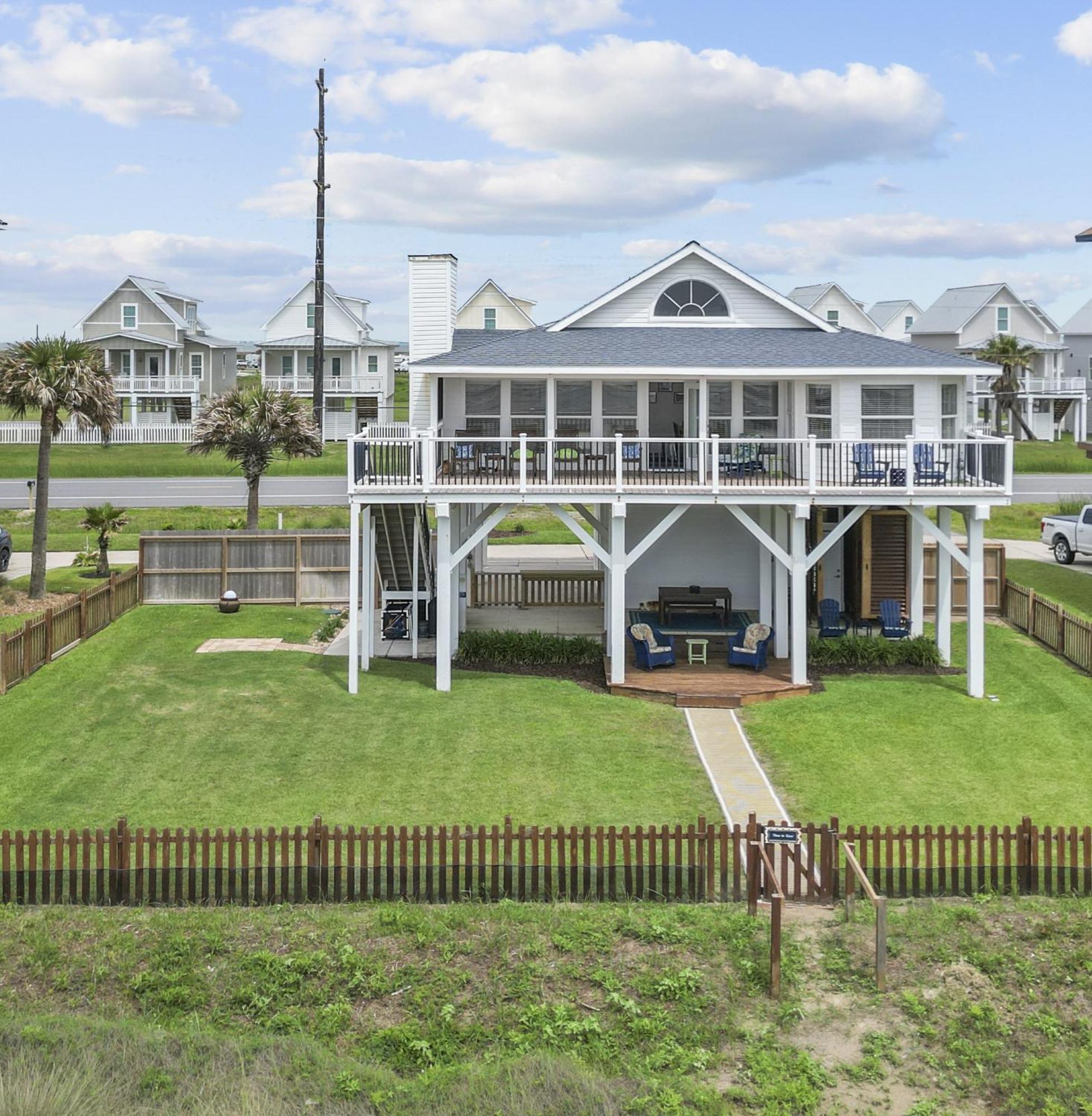 Holiday home A Time To Lime Galveston