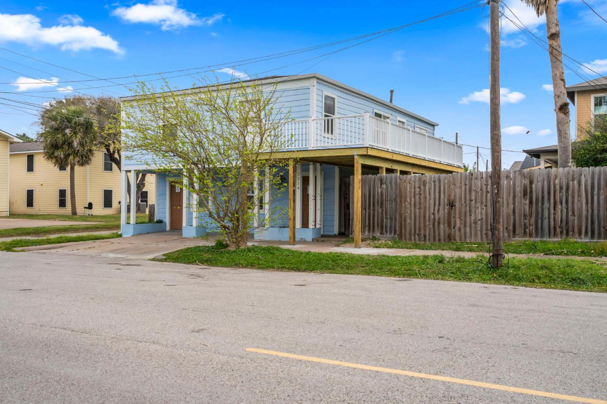 Welcome To Your Dream Coastal Getaway Holiday home