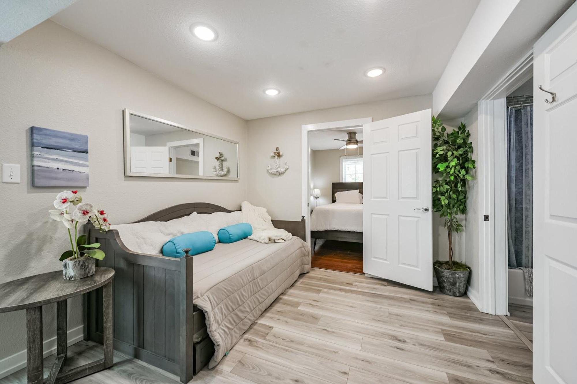 Welcome To Your Dream Coastal Getaway Galveston