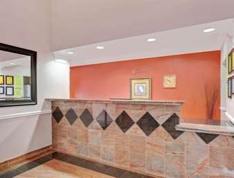 Super 8 By Wyndham Hotel
