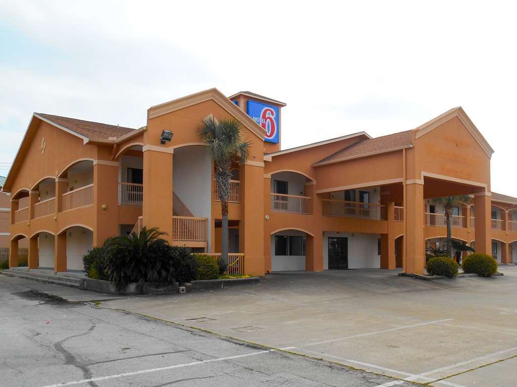 Island By Oyo Beach, Tx Hotel 2*