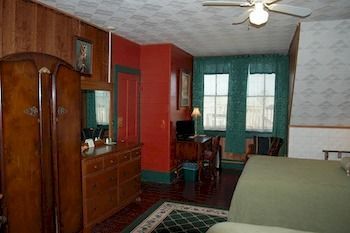 Hotel Lost Bayou