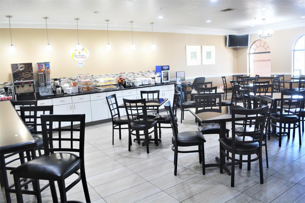 Super 8 By Wyndham Hotel Galveston