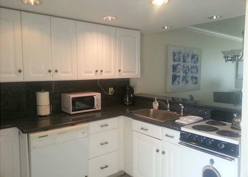 By The Sea Condos By Thc Hotel 3*