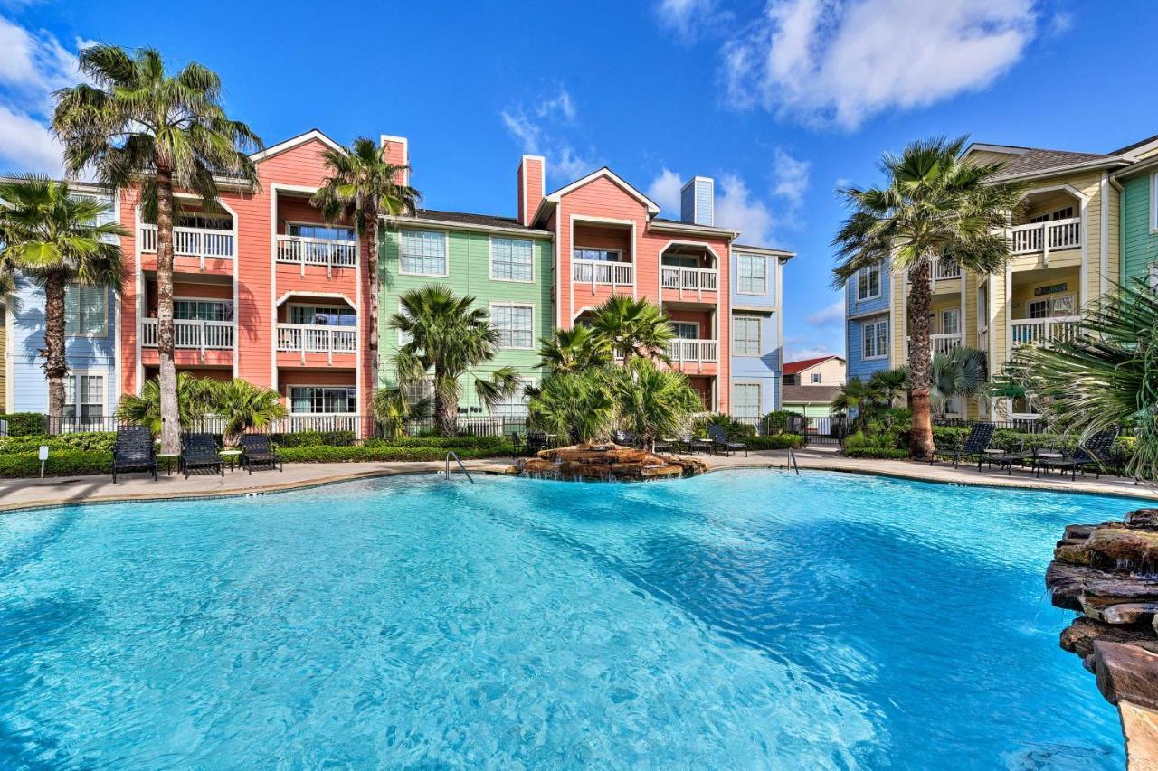 Walkable Close To The Beach! *